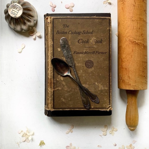 Meet your Posher Archaic Charm - Picture 11 of 16